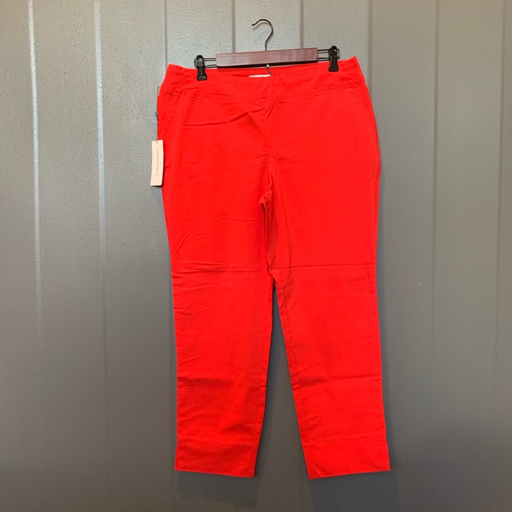Womens Plus Red Pull On Capri Trouser Pant